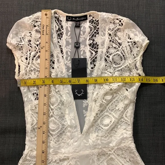 For Love & Lemons NEW Mariposa Mini Dress White XS Embroidered Lace Romantic - Picture 13 of 16